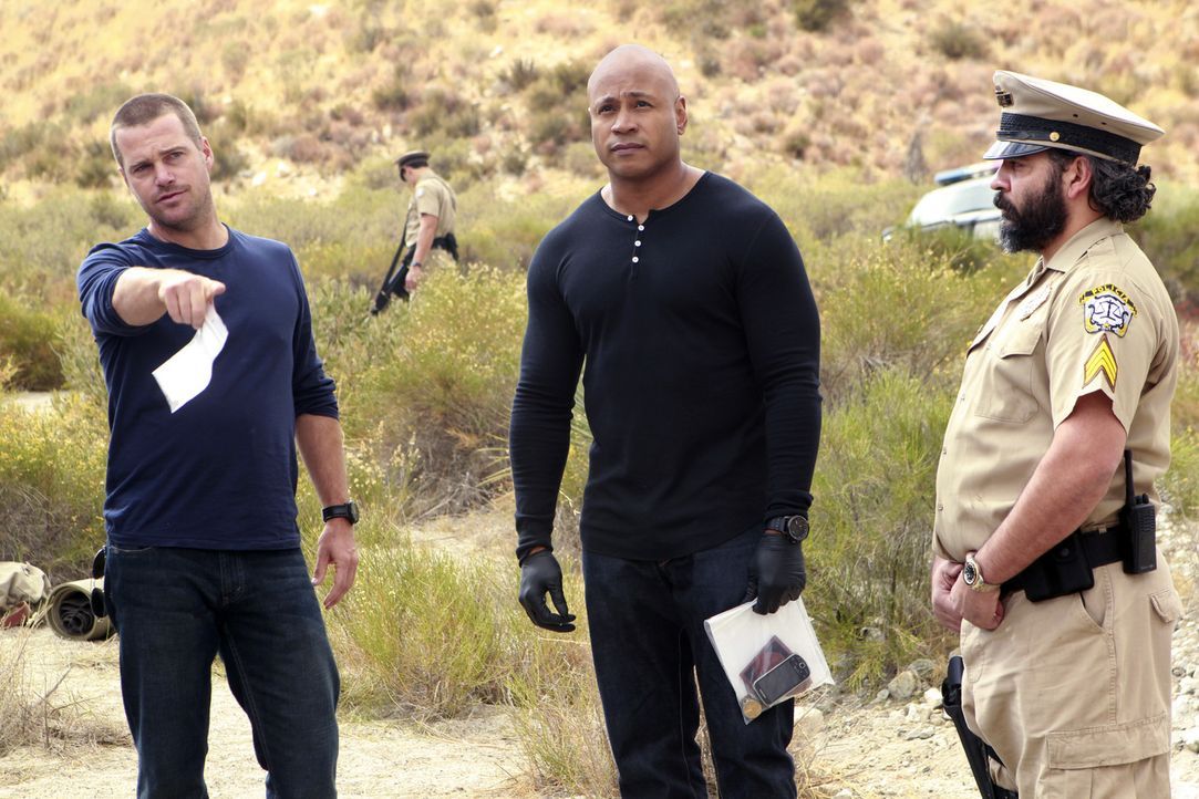 Versuchen einen Mordfall aufzudecken: Callen (Chris O'Donnell, l.) und Sam (LL Cool J, M.) ... - Bildquelle: CBS Studios Inc. All Rights Reserved.