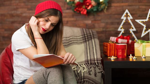 Weihnachten alleine feiern: Tipps für Singles - SAT.1 Ratgeber