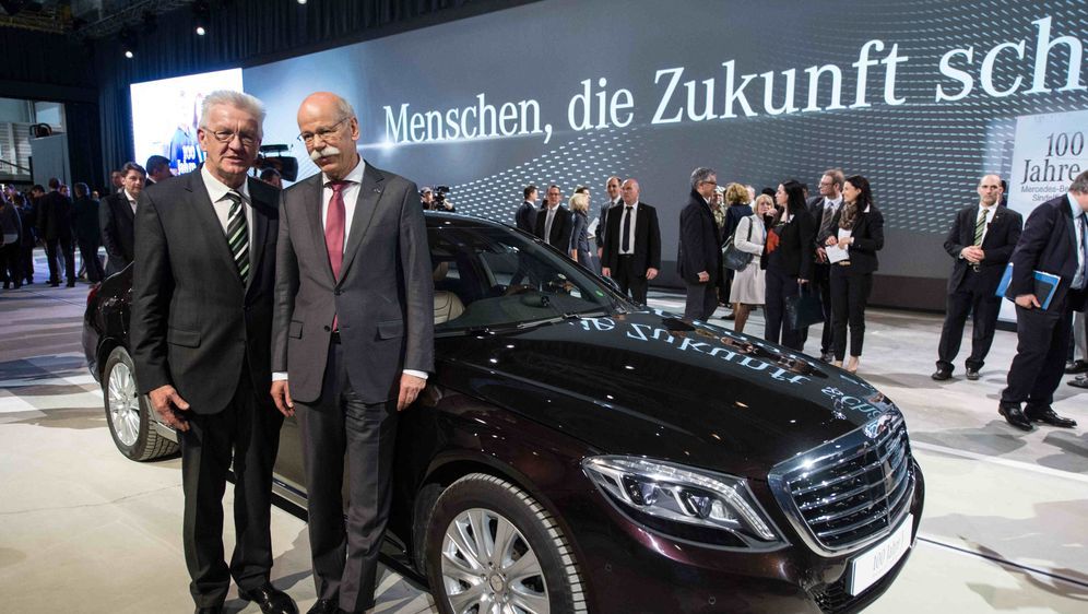 Daimler Aufsichtsrat Will Mit Vorstandschef Zetsche Verlangern