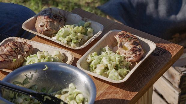 Gefüllte Kalbshuft mit Kohlrabi-Fenchelsalat