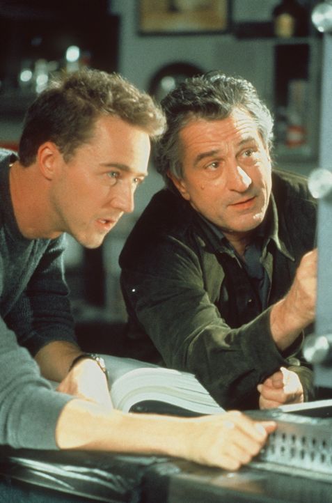 Eines Tages erhält der alternde Safeknacker Nick (Robert De Niro, r.) die einzigartige Gelegenheit, richtig viel Geld zu machen. Doch der Einzelgä... - Bildquelle: Paramount Pictures