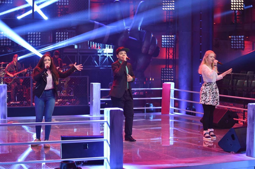 The-Voice-Kids-Stf04-Epi06-Battles-Samira-Noel-Jette-SAT1-André-Kowalski - Bildquelle: SAT.1/André Kowalski