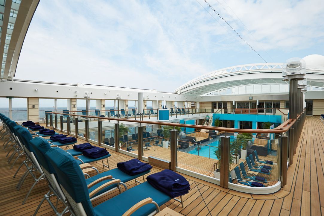 Luxus auf hoher See: Die "MS Europa 2" soll ihren insgesamt 516 Gästen Kreuzfahrt-Vergnügen vom Feinsten bieten. Dazu gehört nicht nur eine hohe... - Bildquelle: Hapag-Lloyd Kreuzfahrten