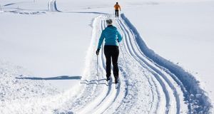 Übung macht den Meister – das gilt auch für Skilanglauf. Ausrüstung passt? Da...
