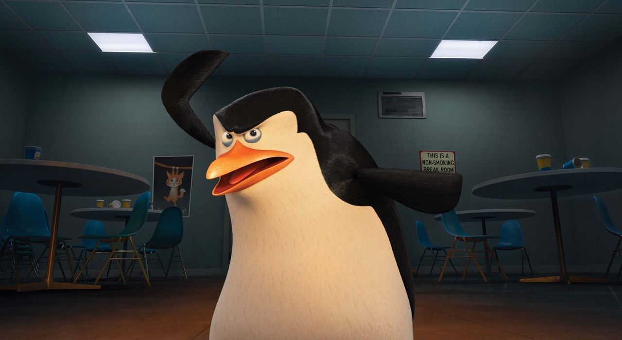 Der böse Dr. Octavius Brine will sich an allen Pinguinen auf grausame Weise für etwas rächen, das ihm in der Vergangenheit angetan wurde. Skipper (B... - Bildquelle: 2014 DreamWorks Animation, L.L.C.  All rights reserved.