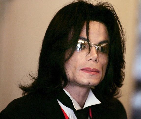 Michael Jackson - Bildquelle: dpa: Picture Alliance