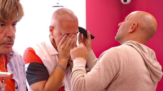 Promi Big Brother - Promi Big Brother - Tag 16: Big Brother Fordert Ein Opfer