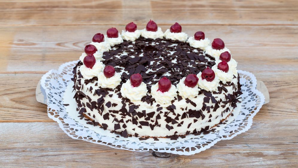 Rezept: Schwarzwälder Kirschtorte | Das große Backen