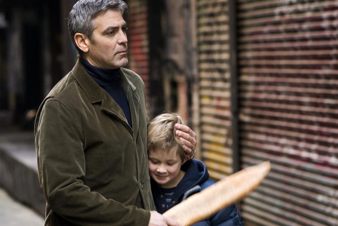 Die Spielschulden fressen Michael (George Clooney, l.) auf, auch wenn er seit nahezu einem Jahr nicht mehr rückfällig wurde. Um Henry (Austin Willia... - Bildquelle: Constantin Film Verleih GmbH