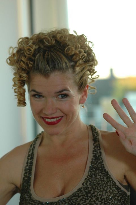 Anke Engelke als Babsi - Bildquelle: Martin Lässig Sat.1