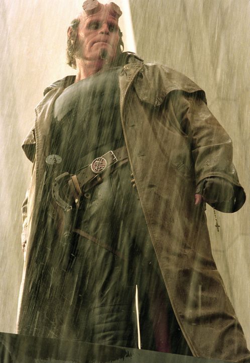 Hellboy (Ron Perlman) ist ein unkontrollierbarer Dämon, der für die Behörde "Bureau of Paranormal Research and Defence", einer Unterabteilung des FB... - Bildquelle: Sony Pictures Television International. All Rights Reserved.