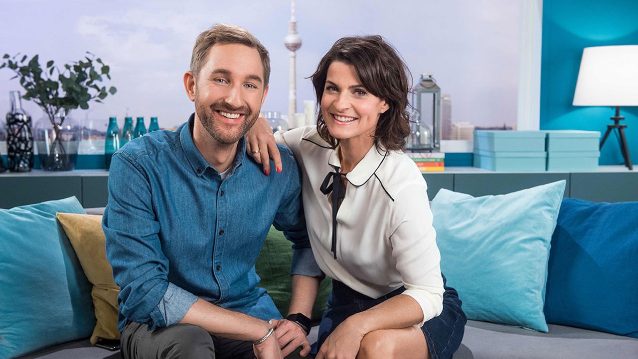 Frühstücksfernsehen - Bildergalerie: Hier sind die neuen Fotos unserer Moderatoren! - Sat.1