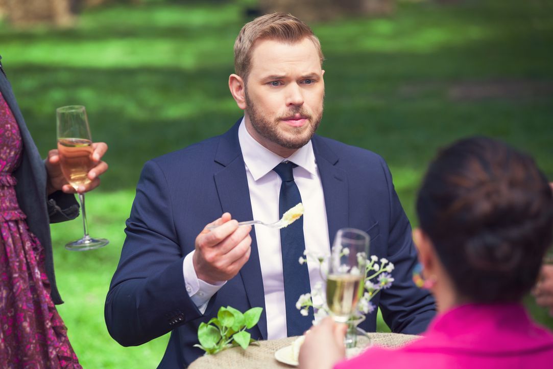 Kenny Crosby (Kellan Lutz) - Bildquelle: Mark Schafer 2020 CBS Broadcasting Inc. All Rights Reserved. / Mark Schafer