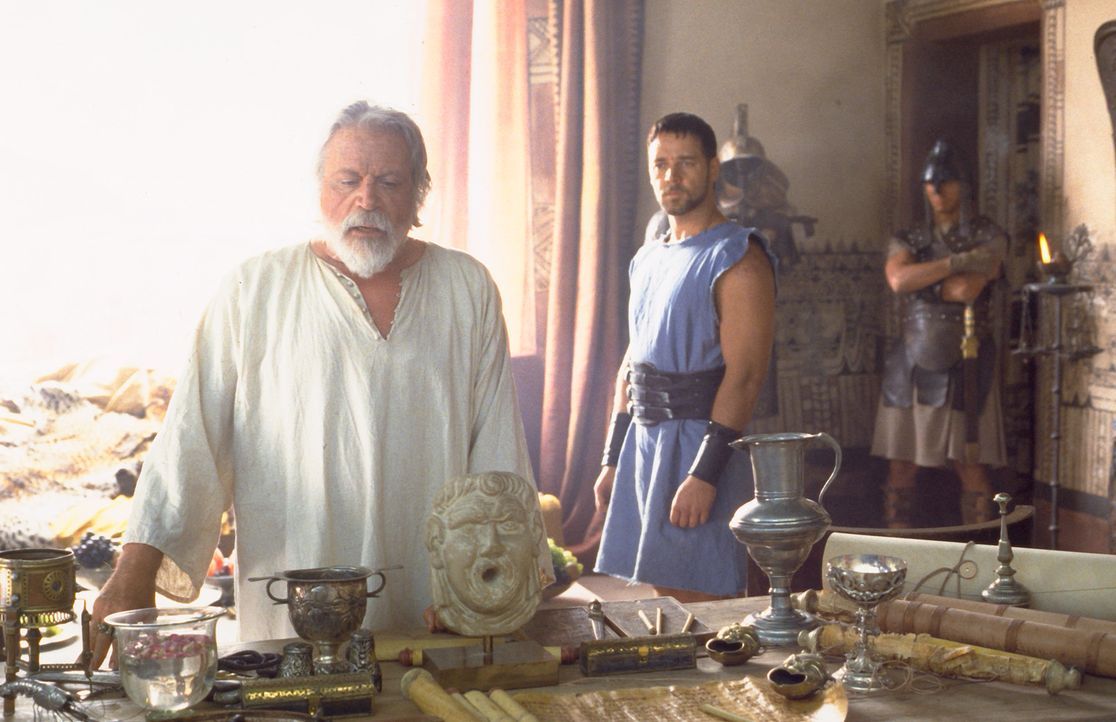 Im antiken Rom schreibt man das Jahr 180 nach Christus. Der siegreiche General Maximus (Russell Crowe, M.)  ist der Liebling des Kaisers Marcus Aure... - Bildquelle: Universal Pictures