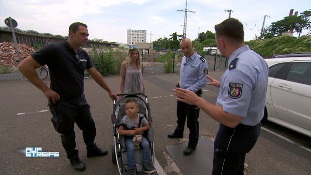 Auf Streife - Auf Streife - Kampf Ums Kind