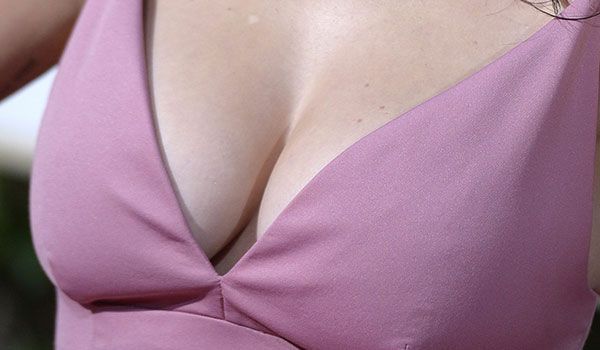 Natur oder Silikon: Welche dieser Promi-Brüste sind echt? 