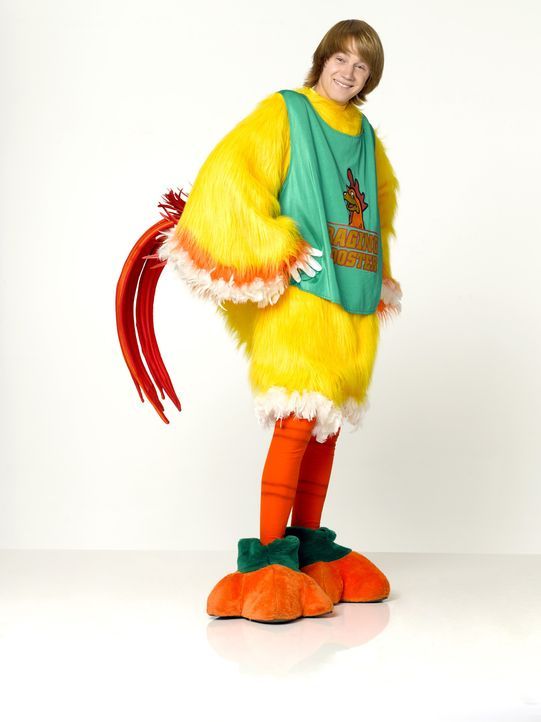 Der schüchterne Pete (Jason Dolley) schlüpft heimlich ins Hühnerkostüm und wird zum umjubelten Highschool-Maskottchen. Doch sein Freund Cleatis heim... - Bildquelle: Disney Enterprises, Inc. All rights reserved.