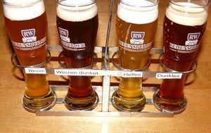 Unter den verschiedenen Biersorten ist das Weizenbier besonders beliebt, denn...
