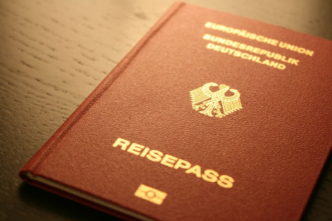 passport-249420_1920