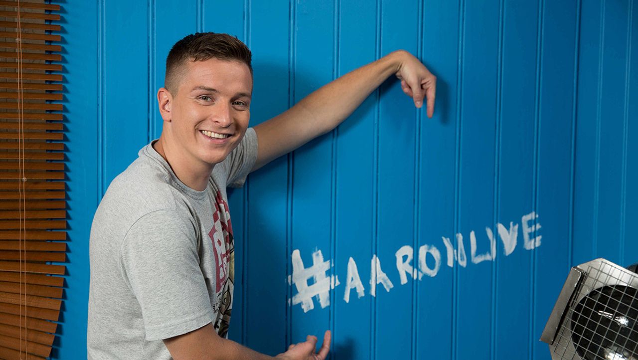 Promi Big Brother - Aaron live: Die Webshow mit Aaron ...