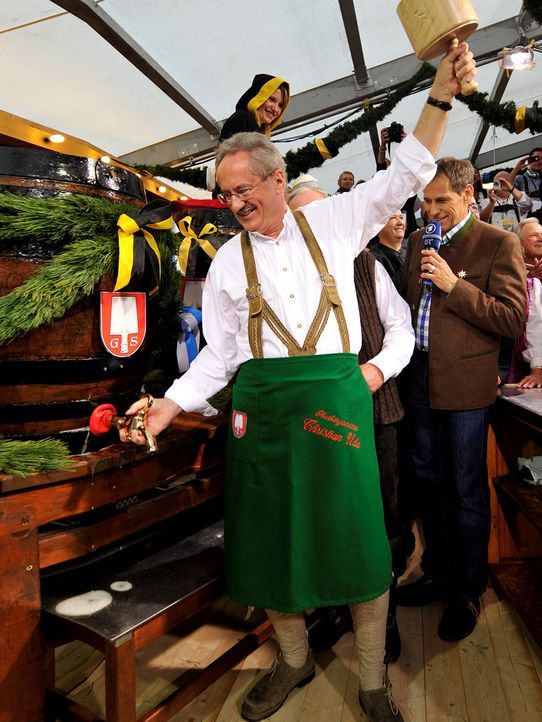 Oktoberfest-12-09-22-Christian-Ude-Anstich-dpa - Bildquelle: picture alliance / dpa