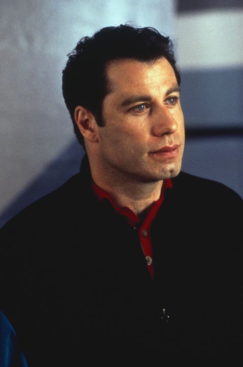 Nach langem Suchen gelingt es James (John Travolta) endlich, einen besseren Job zu finden: Er wird Privatpilot für die reiche Samantha. Und die ist... - Bildquelle: TriStar Pictures