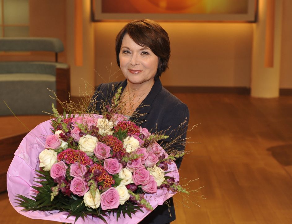 Angelika Kallwass feiert Jubiläum! Zehn Jahre "Zwei bei Kallwass" - Bildquelle: SAT.1