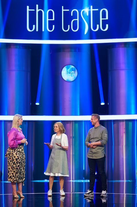 (v.l.n.r.) Angelina Kirsch; Johanna Maier; Didi Maier - Bildquelle: Jens Hartmann SAT.1 / Jens Hartmann