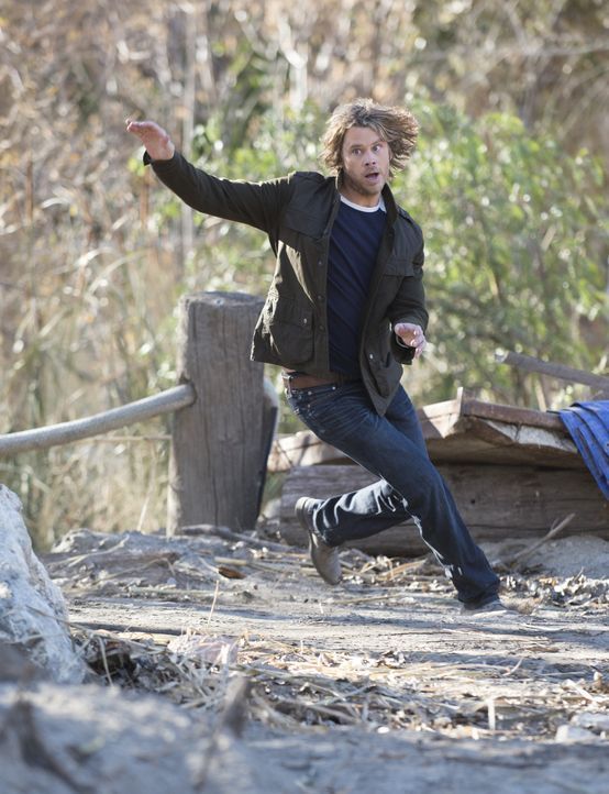 Um seine Kollegen aus den Fängen ihrer Entführer zu retten, lässt Deeks (Eric Christian Olsen) nichts unversucht ... - Bildquelle: CBS Studios Inc. All Rights Reserved.