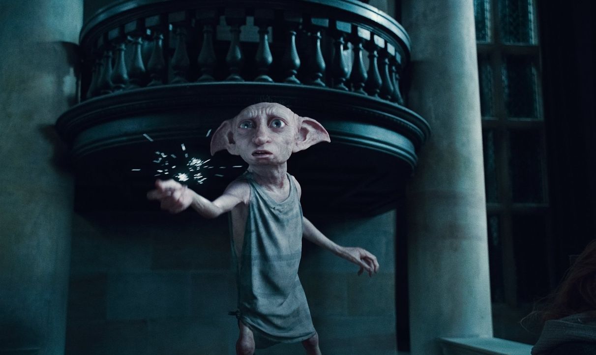 Für seinen Freund Harry Potter würde Dobby (Bild) alles tun und sich sogar selber in Lebensgefahr bringen ... - Bildquelle: 2010 Warner Bros.