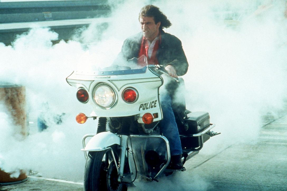 Kennt keine Straßenverkehrsordnung: Riggs (Mel Gibson) ... - Bildquelle: Warner Bros.