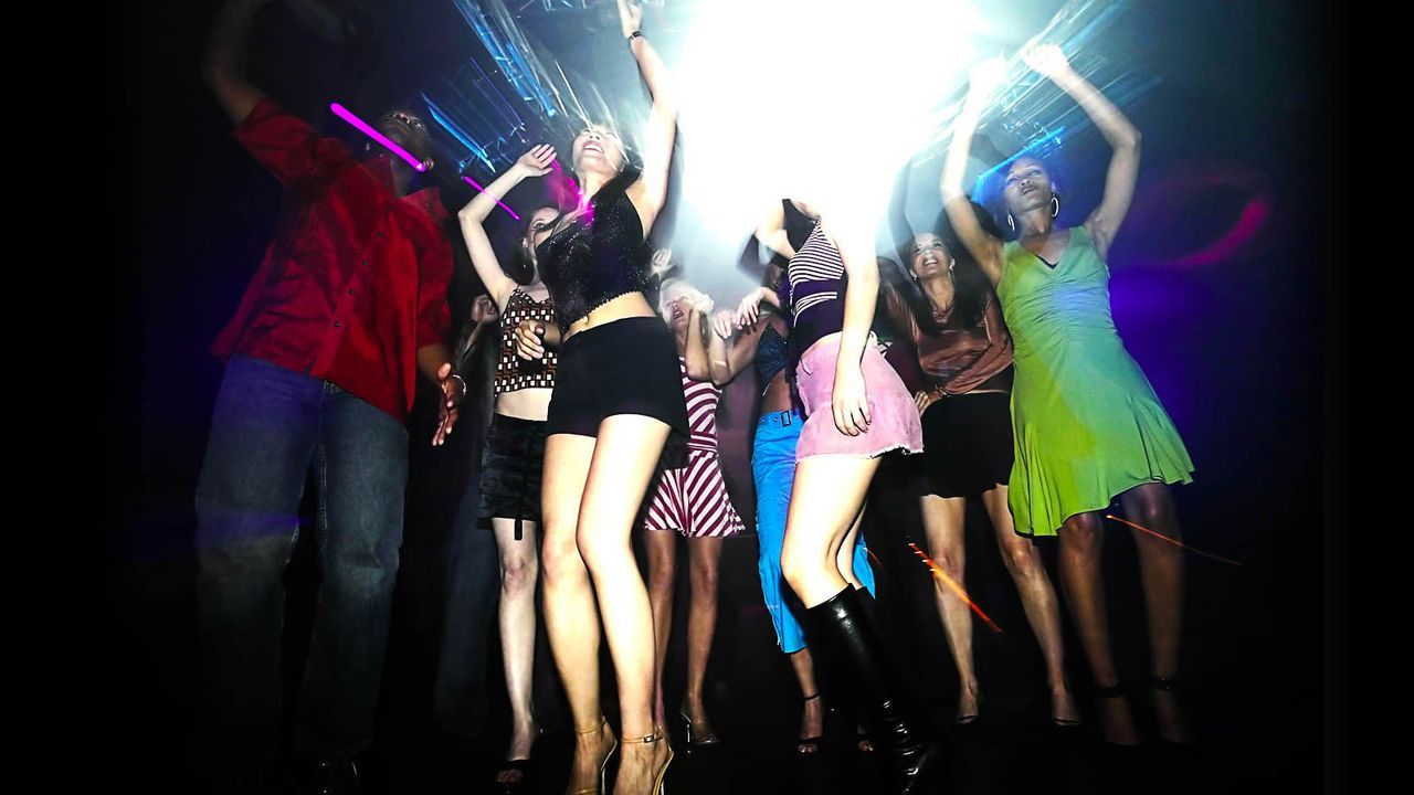Party-BrandXPictures - Bildquelle: BrandXPictures