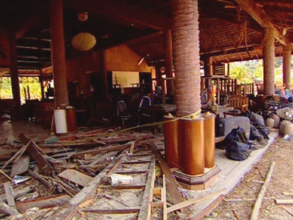 Das vom Tsunami zerstörte Restaurant. - Bildquelle: Sat.1