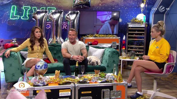 Promi Big Brother - Promi Big Brother - Tag 15 In Der Late Night Show: Pikanter Gossip Mit Den Exits Payton Ramolla Und Gitta Saxx!