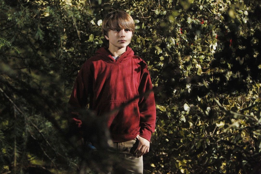 Wird beim Zelten im Wald entführt: Robert Brooks (Gattlin Griffith). Doch wird das BAU-Team es schaffen, ihn zu finden, bevor es zu spät ist? - Bildquelle: ABC Studios