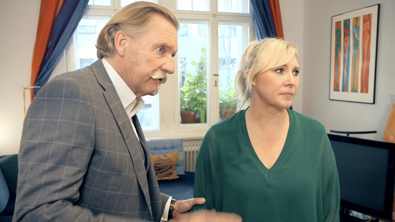 Ingo Lenßen (l.) - Bildquelle: SAT.1