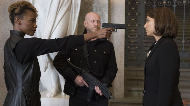 Whiskey Cavalier - Whiskey Cavalier - Staffel 1 Episode 2: Die Honigfalle