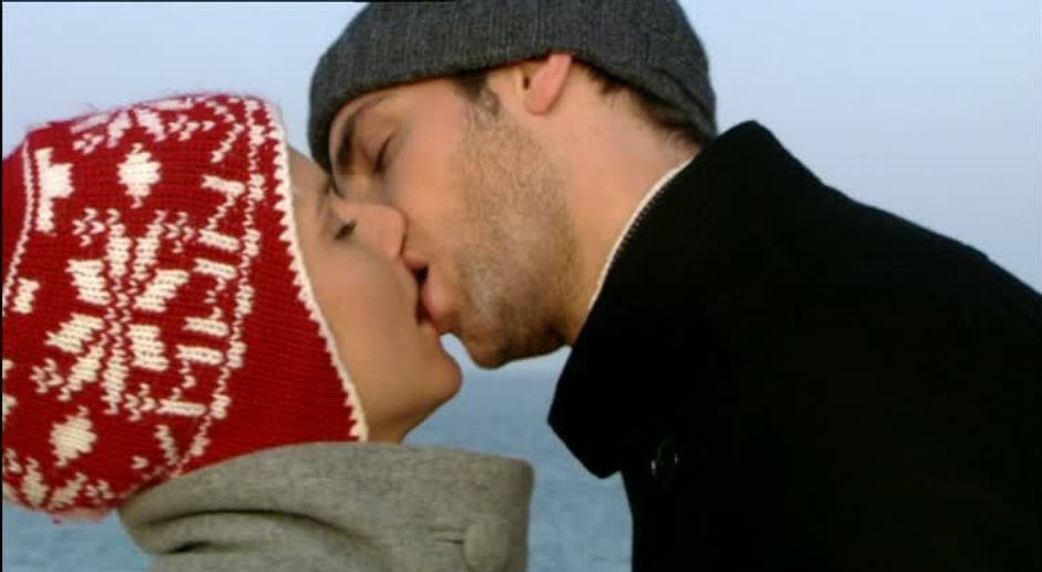 Anna Und Die Liebe Video Clip Der Kuss Sat 1