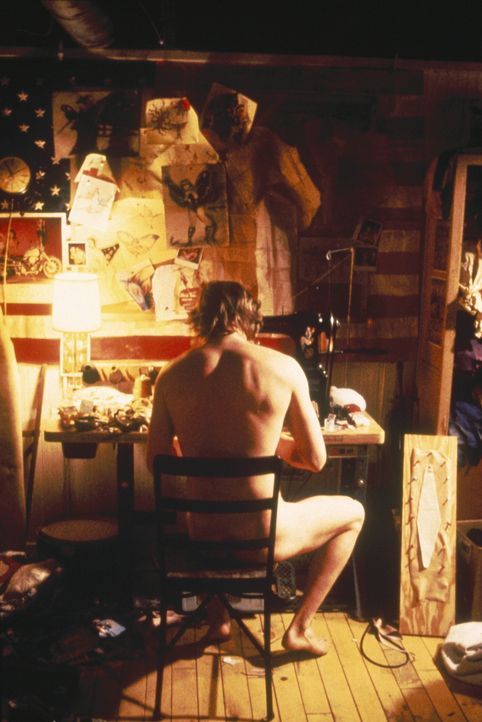 "Buffalo Bill" (Ted Levine) kidnappt junge Frauen, tötet sie und häutet dann ihre Leichen ... - Bildquelle: Orion Pictures Corporation