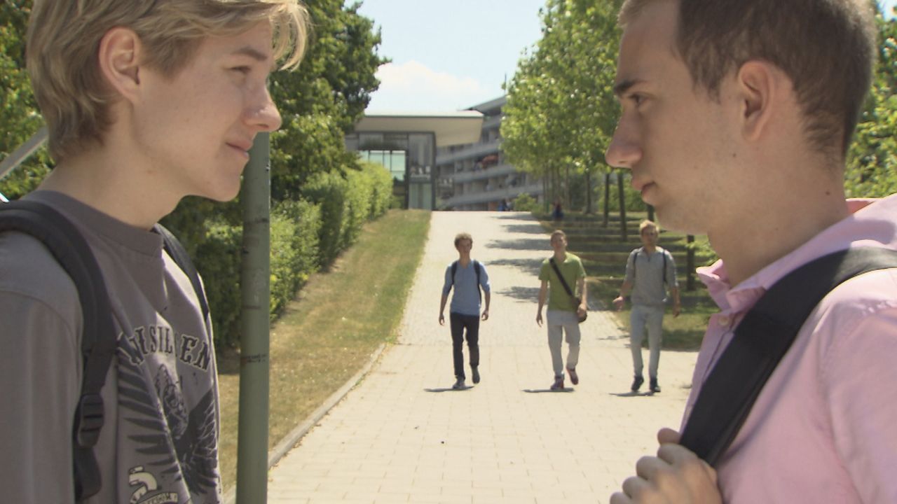 Löwenmutter7 - Bildquelle: SAT.1