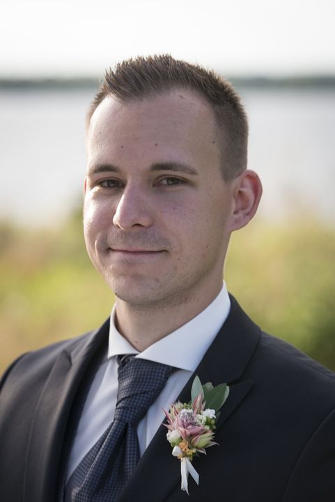 S1_Hochzeit_900000 - Bildquelle: SAT.1/Christoph Assmann