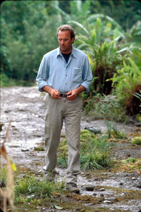 Als in Dr. Joe Darrows (Kevin Costner) Umgebung plötzlich seltsame Dinge geschehen, für die es einfach keine logische Erklärung gibt, macht  er sich... - Bildquelle: Spyglass Entertainment