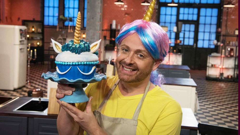 Blaubeer Einhorn Cupcake Von Ross Antony