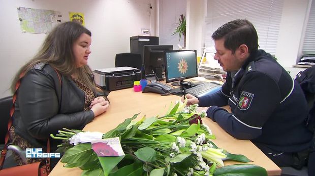 Auf Streife - Auf Streife - Tödlicher Blumenstrauß