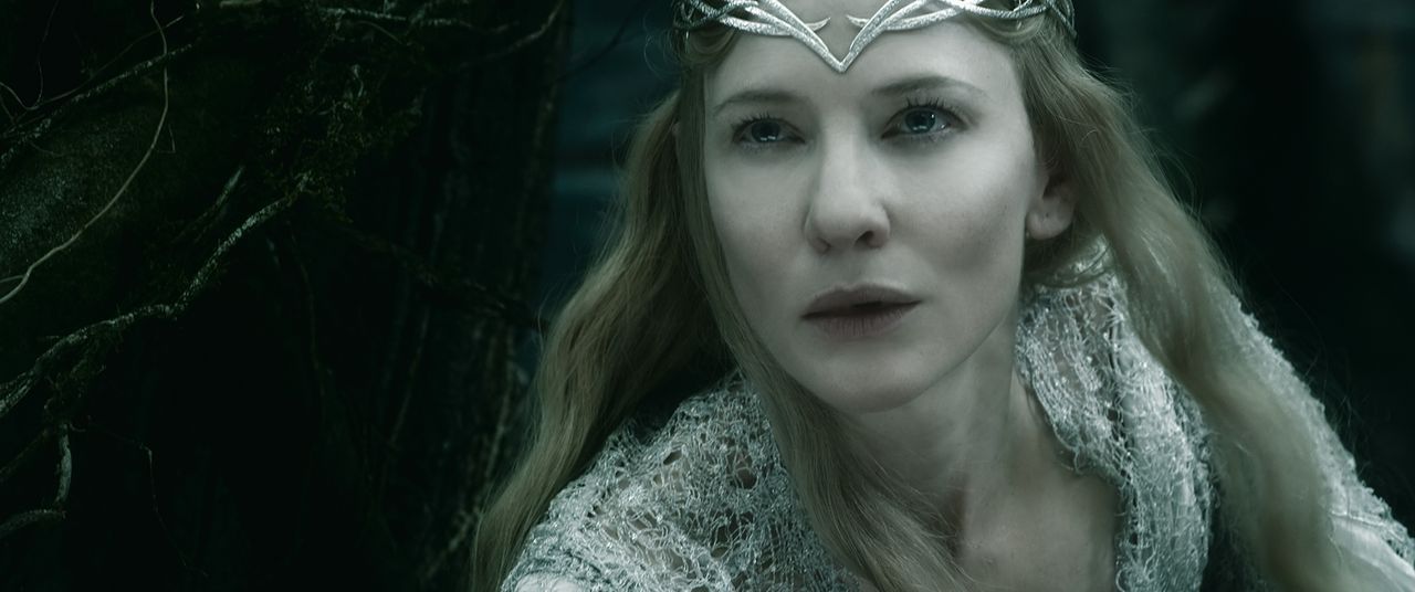 Galadriel (Cate Blanchett) stellt sich dem grausamen Sauron und dessen Dienern, den Nazgûls, entgegen und schickt sie in die Verbannung ... - Bildquelle: 2014 Warner Bros. Entertainment Inc. and Metro-Goldwyn-Mayer Pictures Inc.
