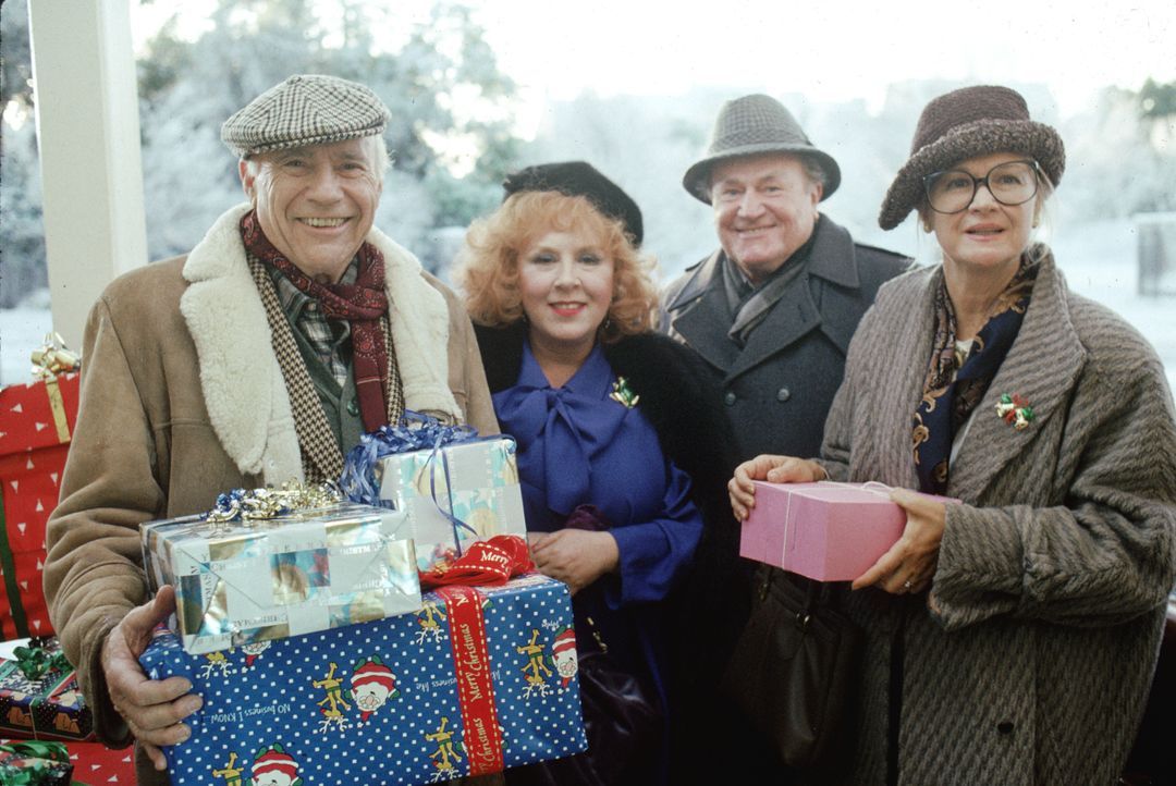 (v.l.n.r.) Clark (John Randolph); Francis (Doris Roberts); Art (E.G. Marshall); Nora (Diane Ladd) - Bildquelle: 1989 Warner Bros. Entertainment Inc. All rights reserved.