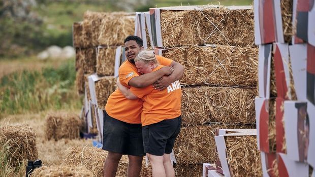 The Biggest Loser - Family Power Couples - The Biggest Loser - Family Power Couples - Staffel 1 Episode 1: Trotz Zweifel Und Tränen Geben Die Teams Alles Für Einen Neustart!