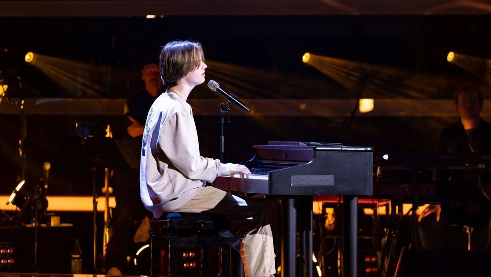 "The Voice Kids" 2021: Egon rührt mit seinem Auftritt zu ...