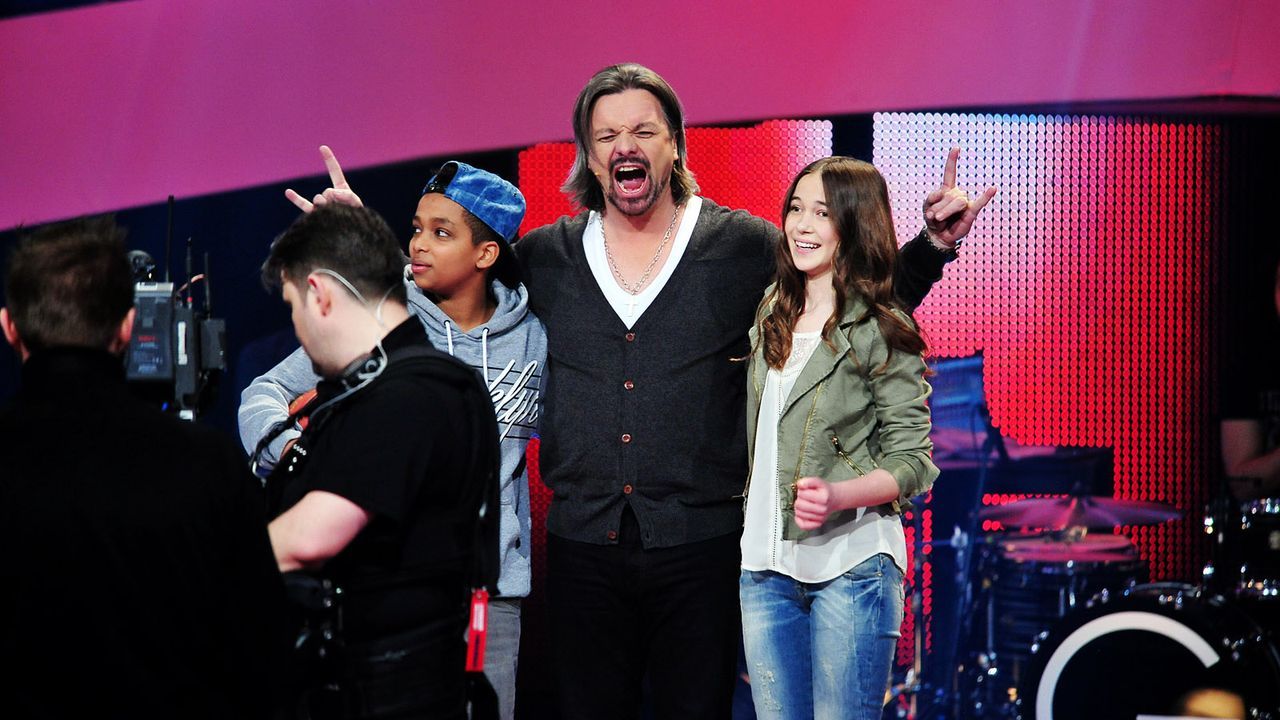The-Voice-Kids-Stf02-Epi05-Danyiom-Hanna-2-SAT1-Andre-Kowalski - Bildquelle: SAT.1/Andre Kowalski