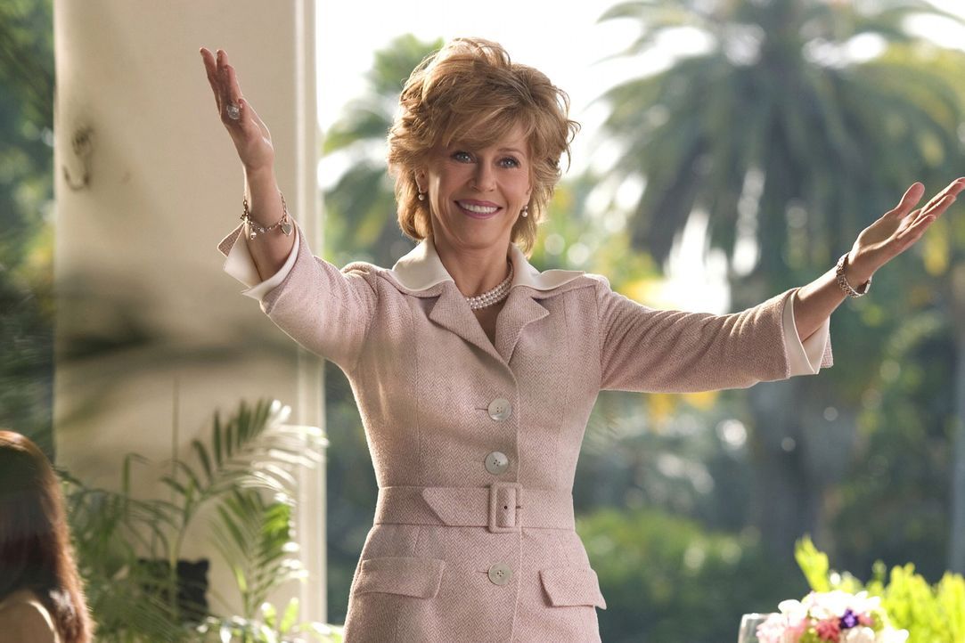 Viola (Jane Fonda) eine früher überaus erfolgreiche Fernsehmoderatorin, wird gerade aus der Psychiatrie entlassen, in die sie wegen Übergriffe be... - Bildquelle: Warner Bros. Pictures